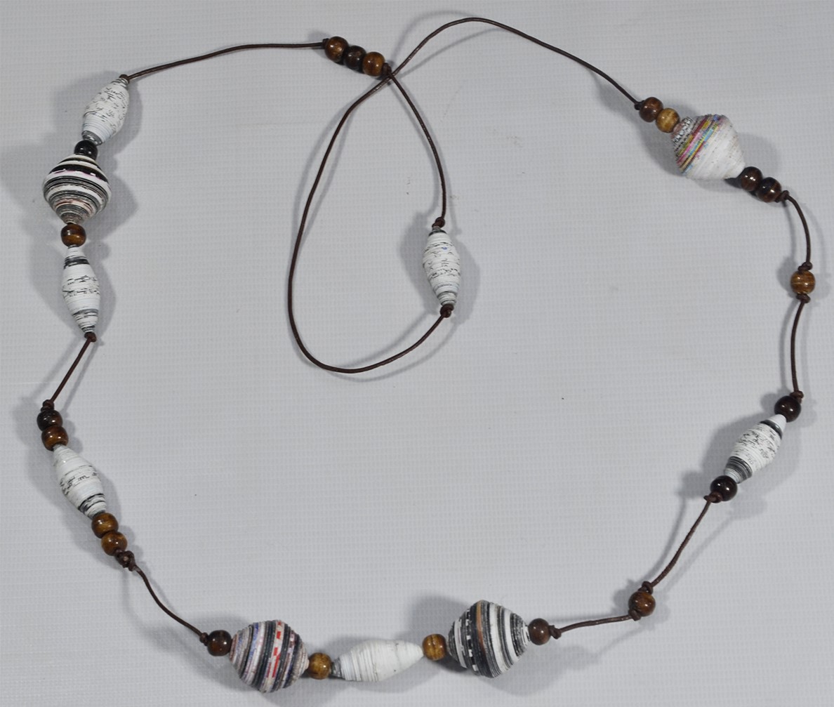 Paper Necklace with Beads